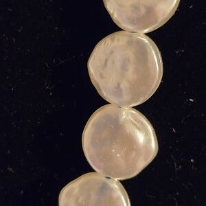 Baroque Retro White Pearl Disc